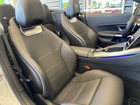 Used 2022 Mercedes-Benz SL 55 AMG 4MATIC image 23