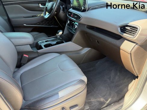 Used 2019 Hyundai Santa Fe FWD image 12