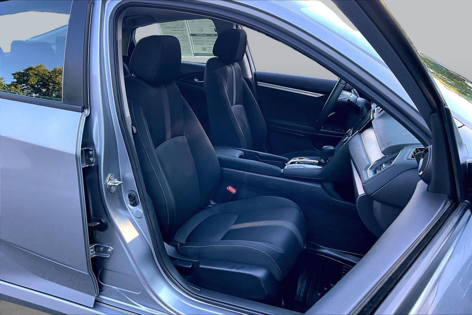 Used 2017 Honda Civic EX-T image 8