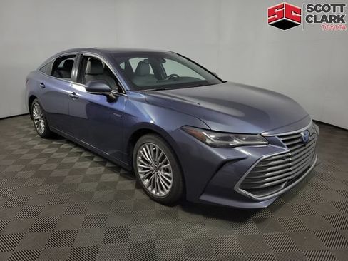 Used 2021 Toyota Avalon Limited w/ Advanced Safety Package FWD image 1