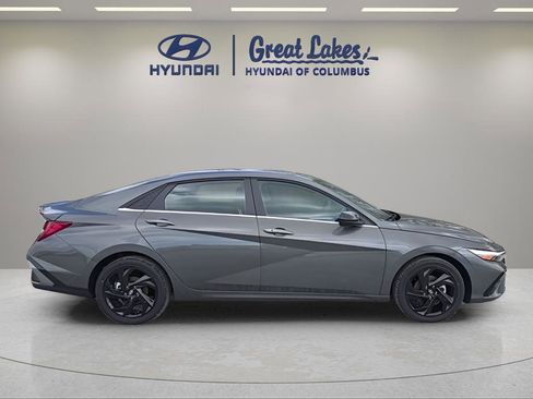 New 2026 Hyundai Elantra SEL Sport Premium FWD image 6