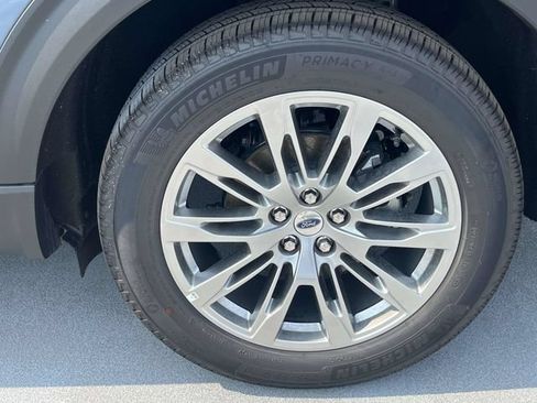 New 2026 Ford Explorer Active w/ Active Comfort Package AWD/4WD image 7