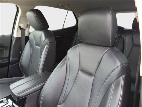 Used 2023 Buick Envision Essence FWD image 17