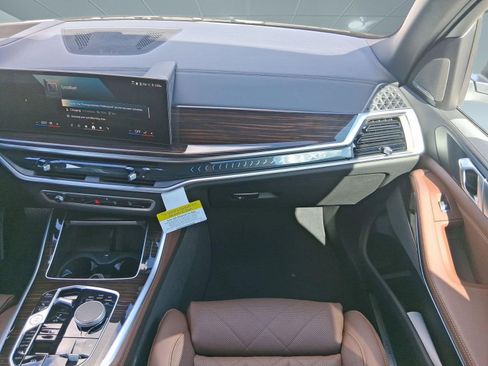 New 2026 BMW X5 xDrive50e image 28