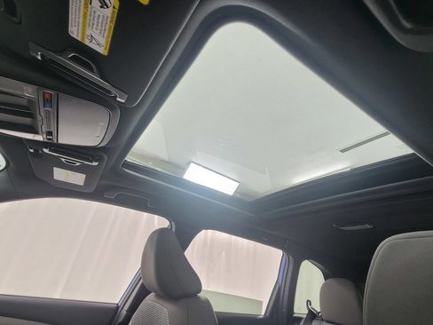 New 2026 Subaru Forester Premium AWD/4WD image 32
