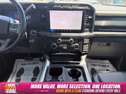 Used 2023 Ford F250 Lariat w/ Sport Appearance Package AWD/4WD image 15