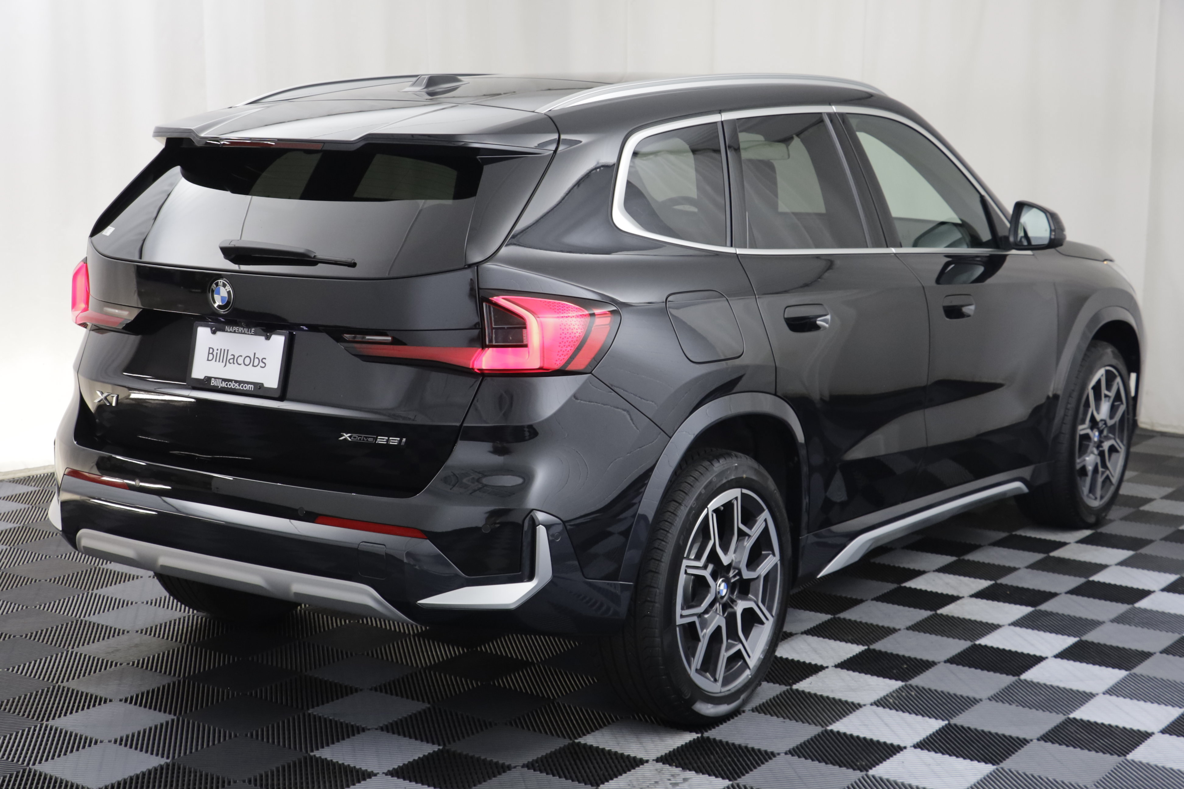 New 2027 BMW X1 xDrive28i AWD/4WD image 20