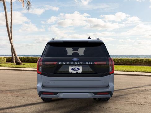 New 2025 Ford Expedition Max Platinum w/ Platinum Ultimate Package AWD/4WD image 22