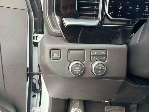 New 2026 GMC Sierra 1500 SLT w/ SLT Premium Plus Package image 30