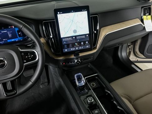 New 2026 Volvo XC60 B5 Core image 14