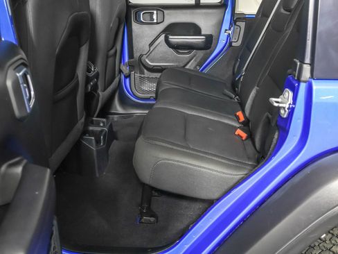 Used 2021 Jeep Wrangler Unlimited Sport AWD/4WD image 40