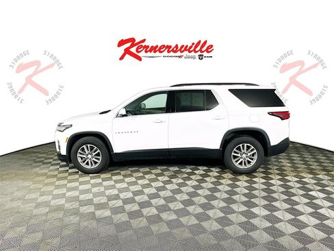Used 2022 Chevrolet Traverse LT w/ LPO, Floor Liner Package image 4