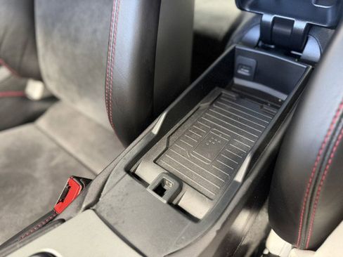 Used 2018 Porsche 911 GT3 RWD image 30