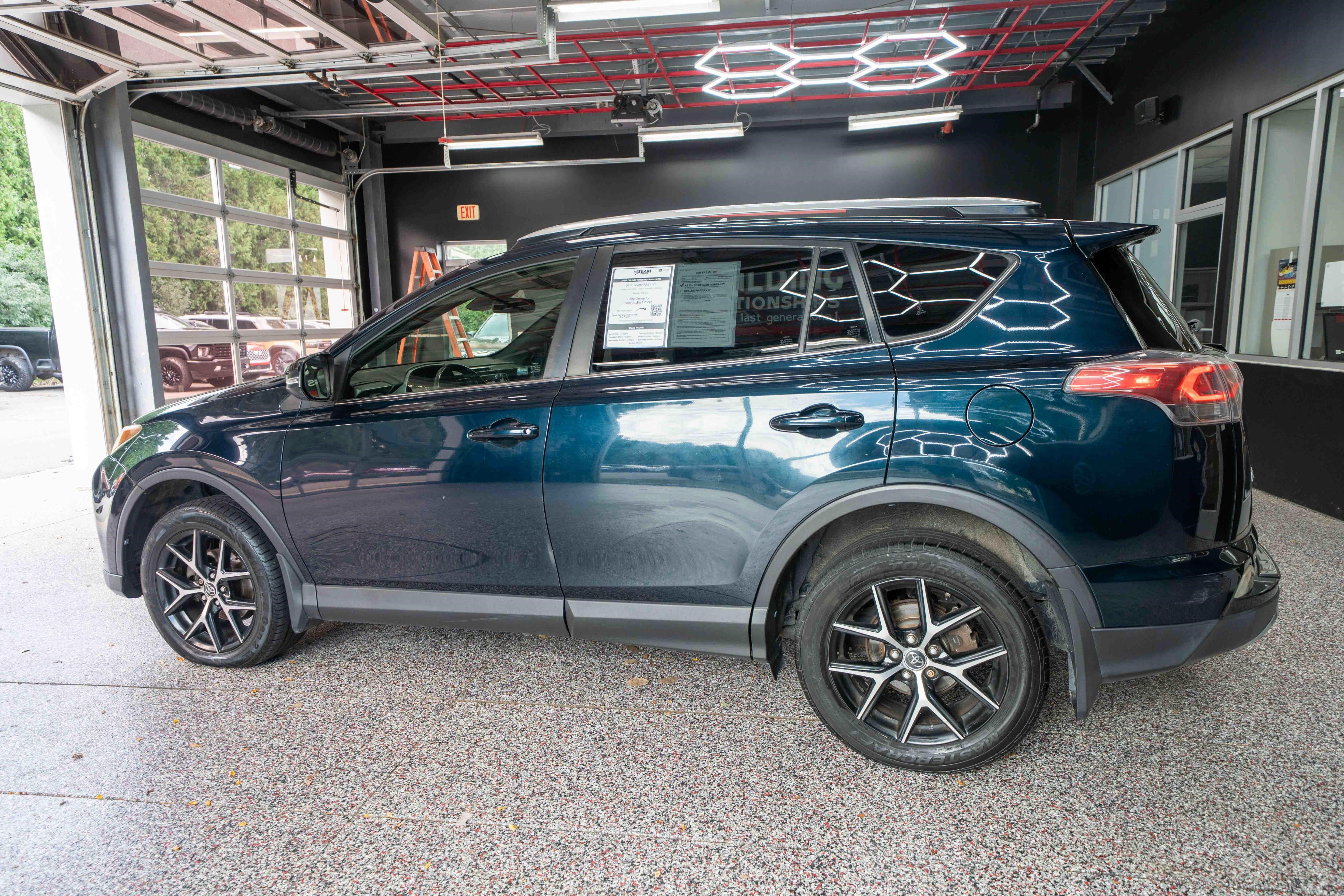 Used 2017 Toyota RAV4 SE w/ Power Special Value Package AWD/4WD image 2