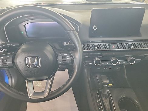 Used 2024 Honda Civic Touring image 10