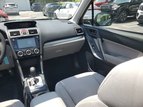 Used 2017 Subaru Forester 2.5i Premium AWD/4WD image 17