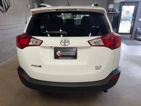 Used 2015 Toyota RAV4 XLE AWD/4WD image 4