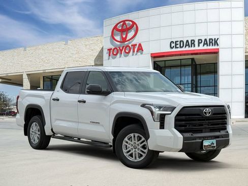 Used 2024 Toyota Tundra SR5 w/ SR5 Convenience Package AWD/4WD image 1