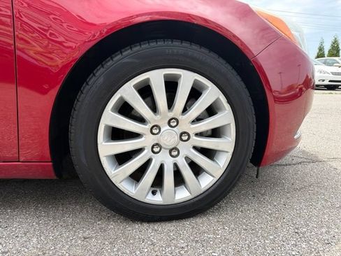 Used 2012 Buick Regal Premium FWD image 32