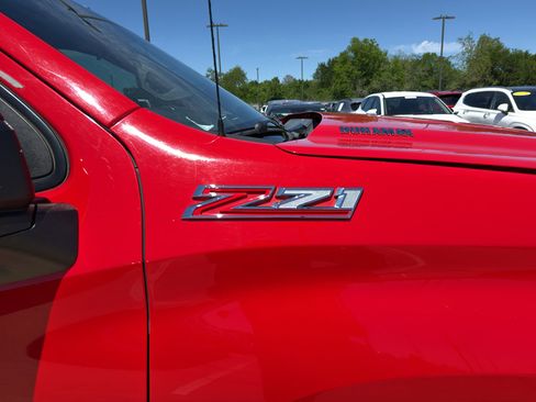 Used 2021 Chevrolet Silverado 1500 RST w/ Texas Edition Plus image 40