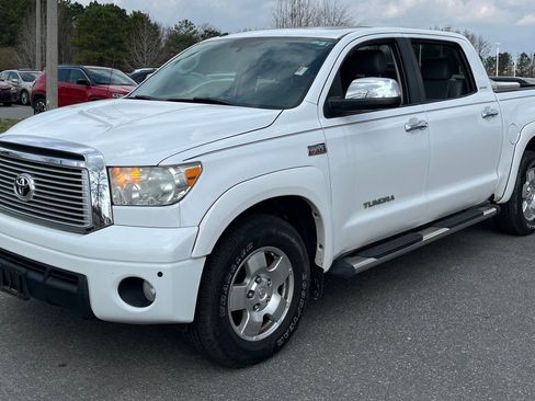 Used 2012 Toyota Tundra Limited w/ Memory Pkg image 3