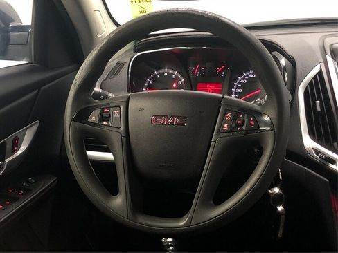 Used 2015 GMC Terrain SLE image 15