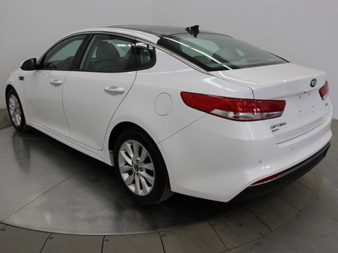 Used 2016 Kia Optima EX w/ Premium Package FWD image 39