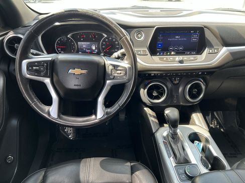 Used 2021 Chevrolet Blazer LT FWD image 17