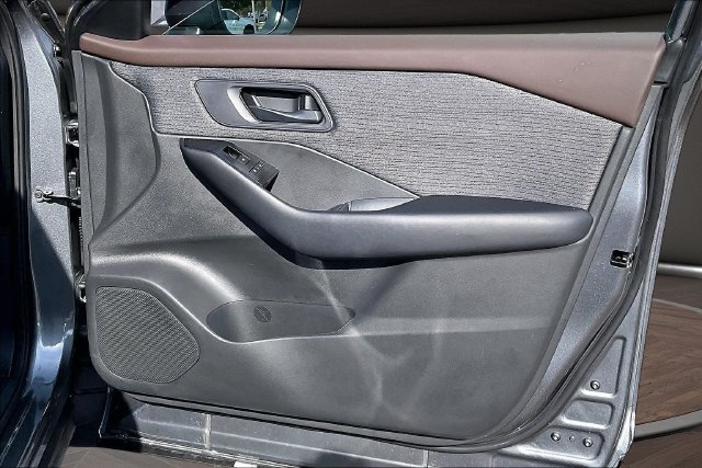 Certified 2023 Nissan Rogue S FWD image 22