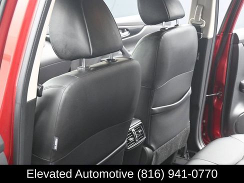 Used 2021 Nissan Rogue Sport SL FWD image 19