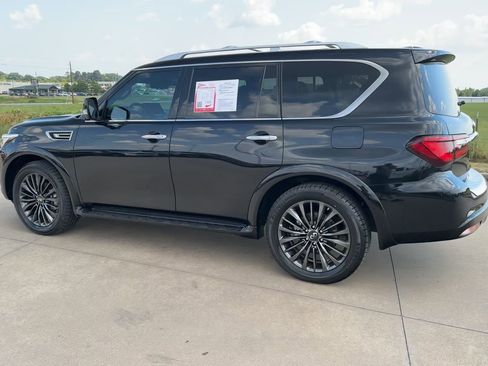 Used 2024 INFINITI QX80 Premium Select w/ All-Season Package RWD image 6