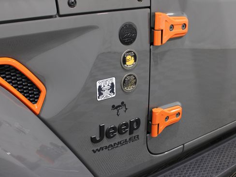 Used 2021 Jeep Wrangler Unlimited Sahara image 32