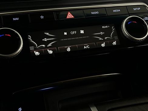 Used 2023 Genesis GV80 2.5T w/ Prestige 20" Package image 22