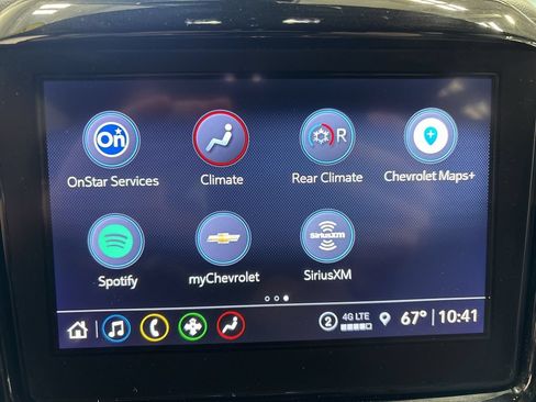 Used 2023 Chevrolet Traverse LT AWD/4WD image 18