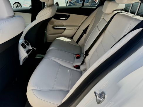 Used 2024 Mercedes-Benz C 300 Sedan image 43