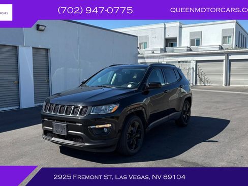 Used 2020 Jeep Compass Latitude FWD image 1