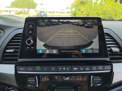 New 2026 Honda Odyssey Touring image 25