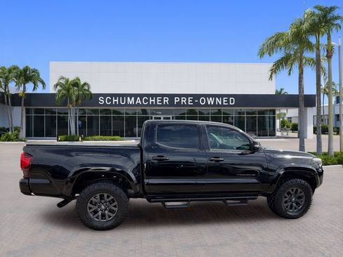 Used 2023 Toyota Tacoma SR5 w/ Technology Package AWD/4WD image 8
