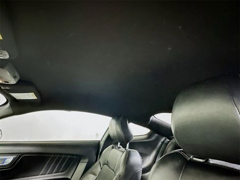 Certified 2020 Ford Mustang Premium image 11