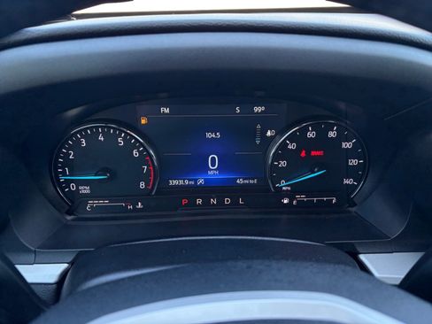 Used 2023 Ford Explorer XLT RWD image 14