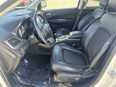 Used 2019 Dodge Journey Crossroad image 15
