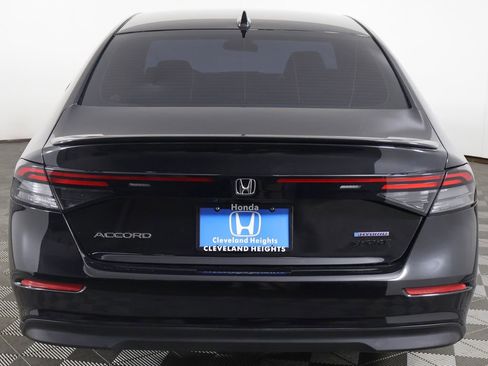 Used 2024 Honda Accord Sport image 12