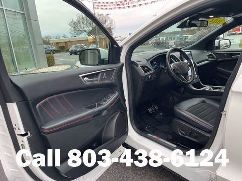 Used 2022 Ford Edge ST-Line AWD/4WD image 4