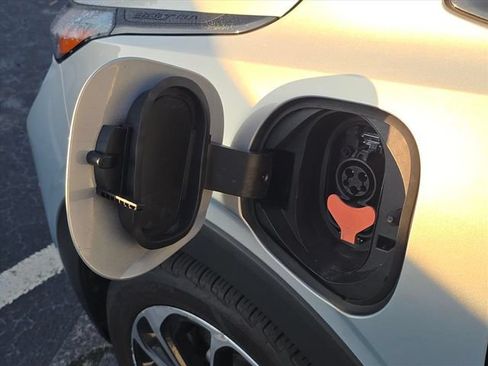 Certified 2023 Chevrolet Bolt EUV Premier FWD image 20