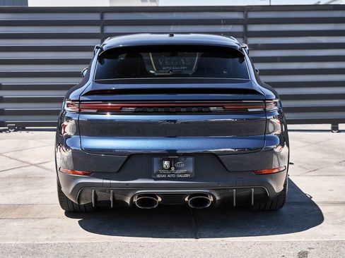 Used 2024 Porsche Cayenne Turbo GT AWD/4WD image 21