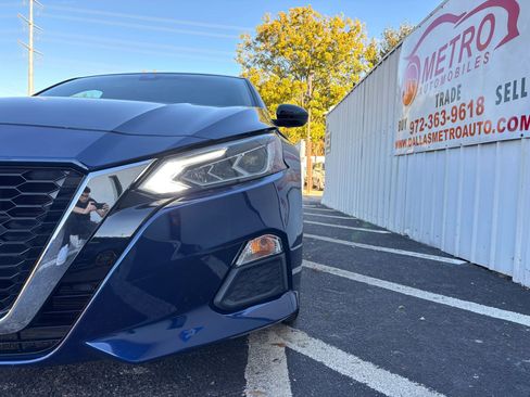 Used 2021 Nissan Altima 2.5 SR image 12