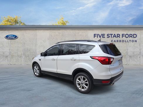 Certified 2019 Ford Escape SEL image 6