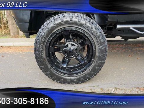 Used 2014 GMC Sierra 2500 SLT w/ SLT Convenience Package AWD/4WD image 3