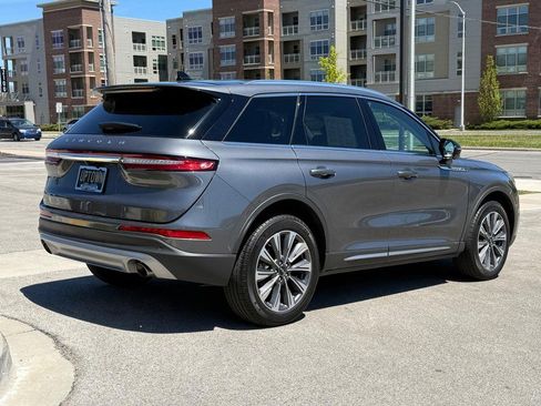 Certified 2022 Lincoln Corsair Reserve w/ Equipment Group 201A AWD/4WD image 3