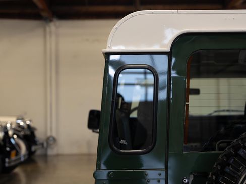 Used 1997 Land Rover Defender 90 image 36